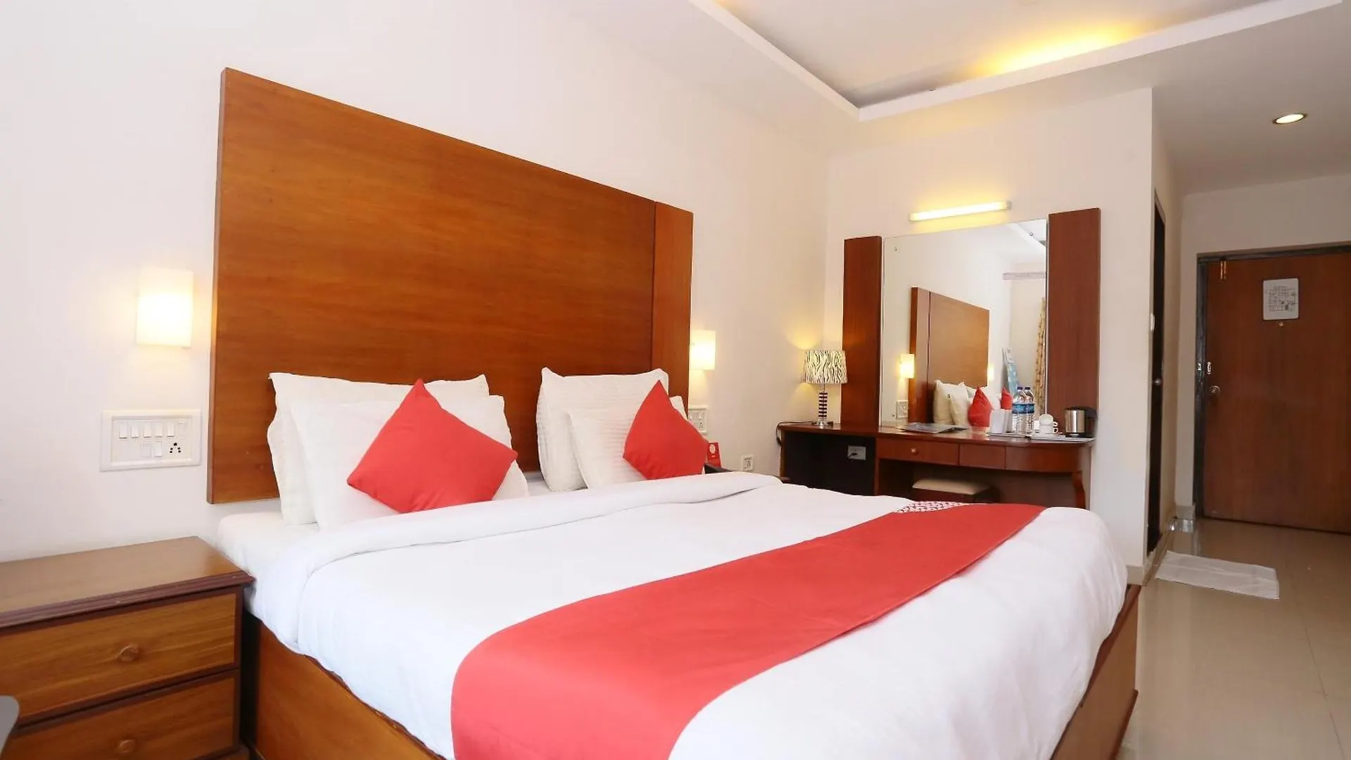 Hotel Super Townhouse Dona Castle Kollam India