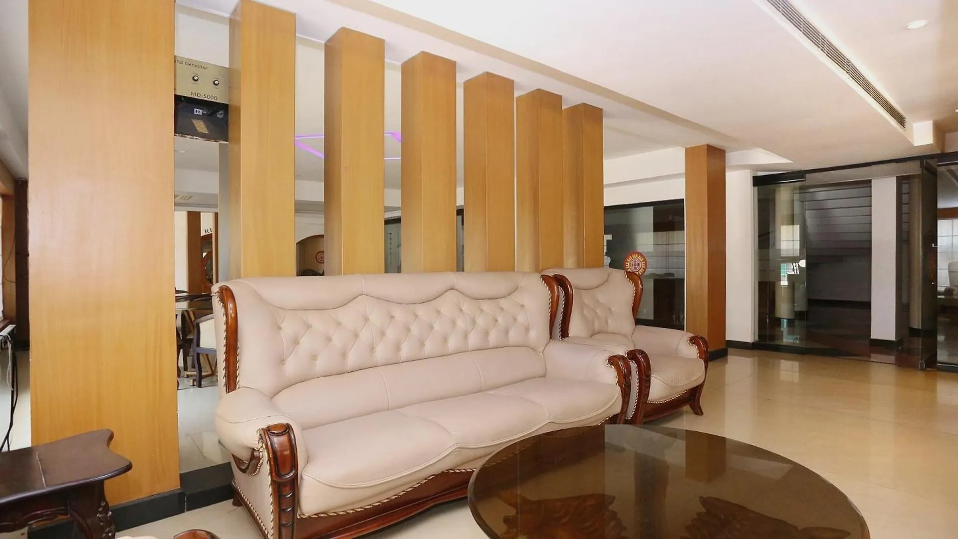 Super Townhouse Dona Castle Hotel Kollam