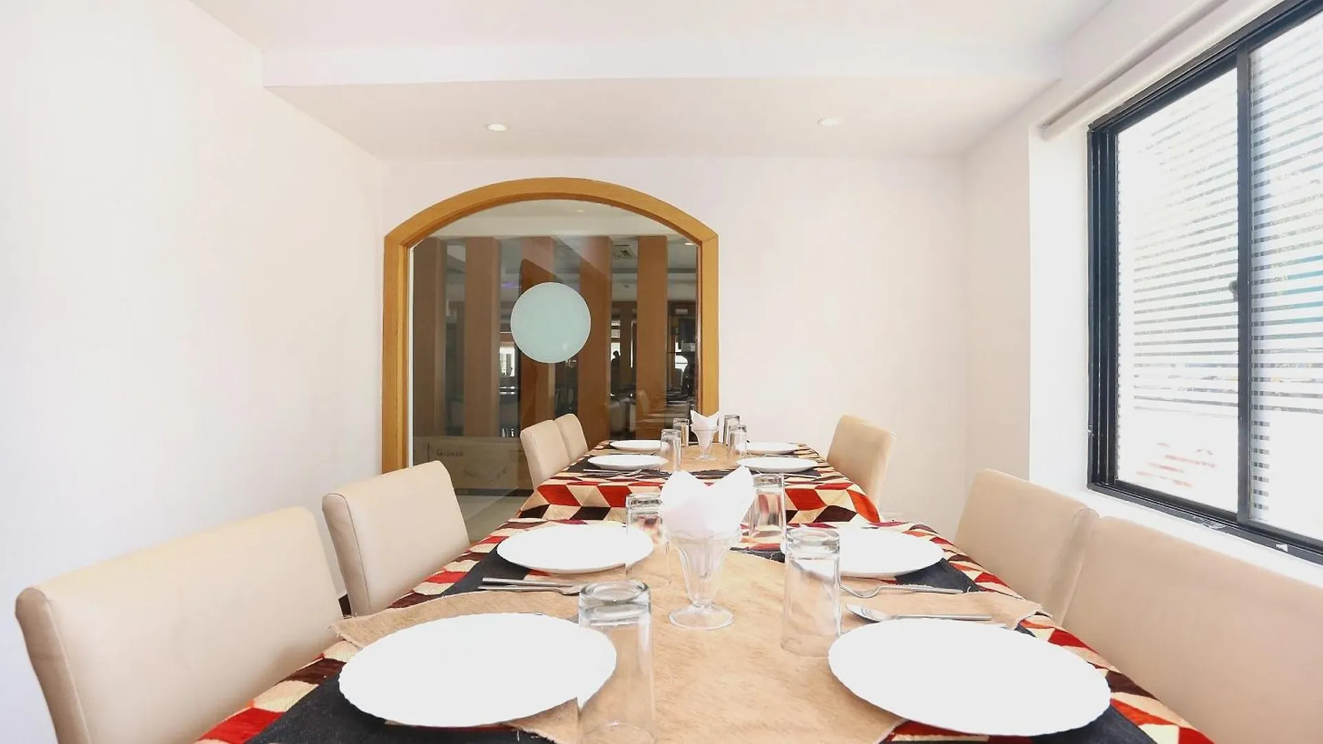 Super Townhouse Dona Castle Hotel Kollam