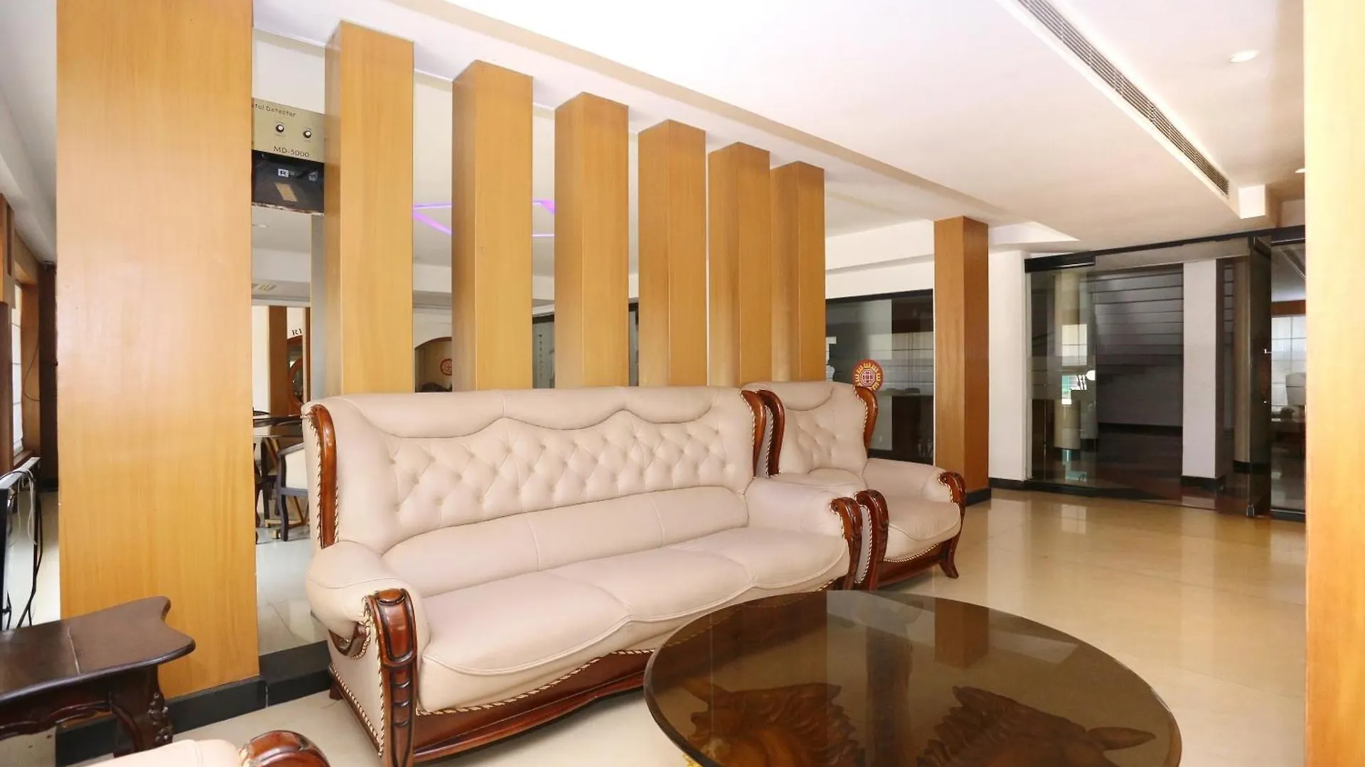 Super Townhouse Dona Castle Hotel Kollam