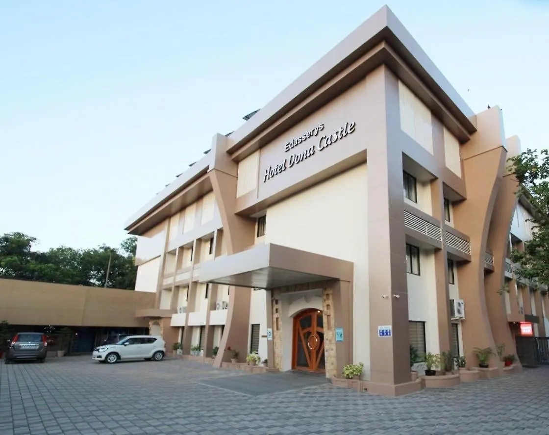 Super Townhouse Dona Castle Hotel Kollam
