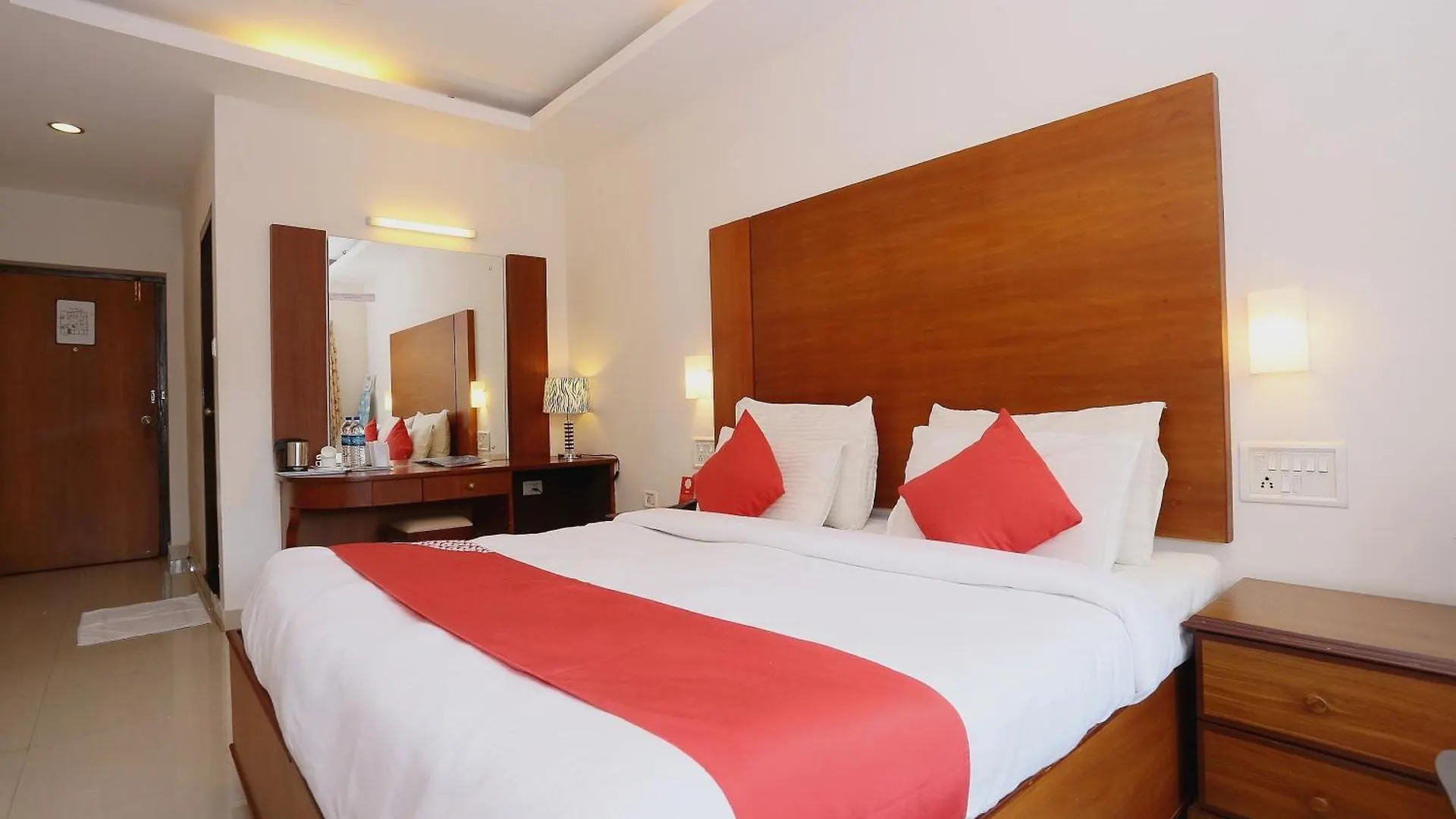 Super Townhouse Dona Castle Hotel Kollam 3*,  India